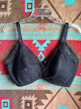 Black Lace Wireless Bra